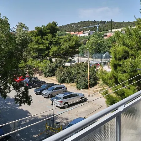 Luxury Galant 2 Apartment *